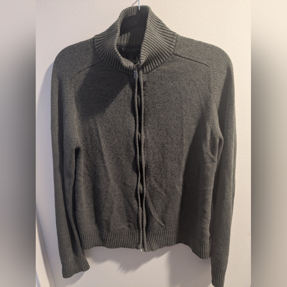 Banana Republic Men's Green Zip-Up Sweater